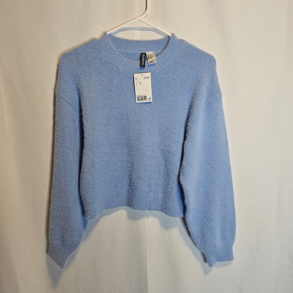 H&M Divided Fuzzy Knit Sweater XS Baby Blue Soft Crew Neck Cropped Pullover - Picture 1 of 5